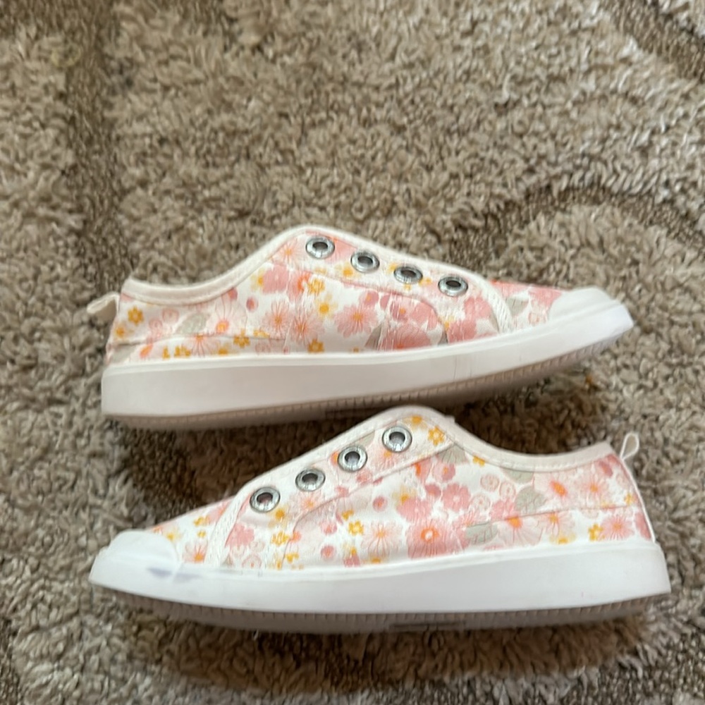 Blowfish Malibu kids size 1 slip on shoes NWOT - Picture 12 of 13